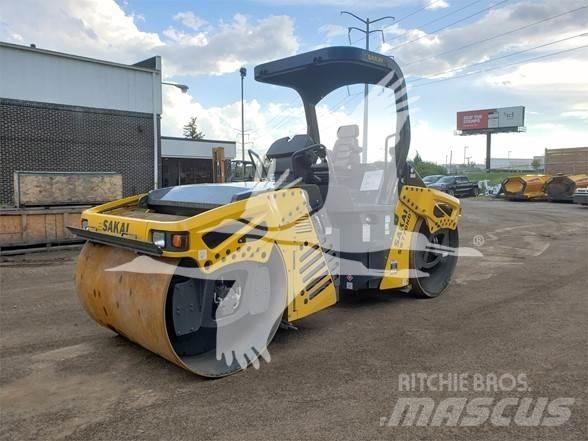 Sakai SW770ND Vienvalča grunts veltņi