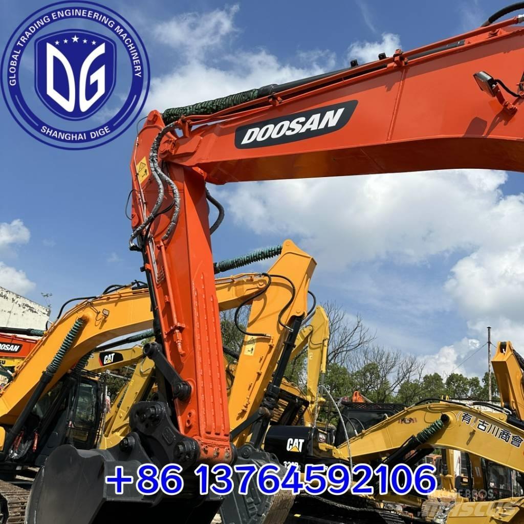 Doosan DX300LC-9C Kāpurķēžu ekskavatori