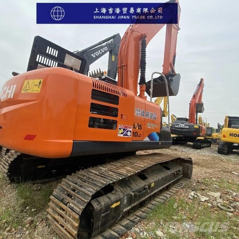 Hitachi ZX 210 Kāpurķēžu ekskavatori