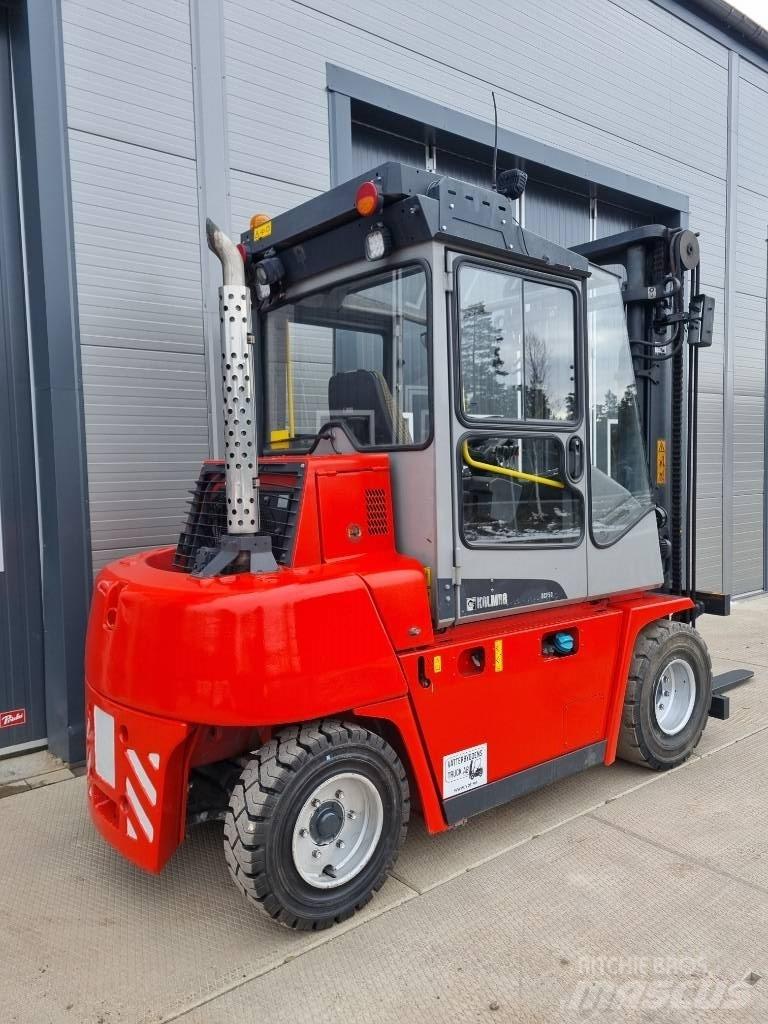 Kalmar DCE 55-6 Tehnika ar dīzeļa dzinēju