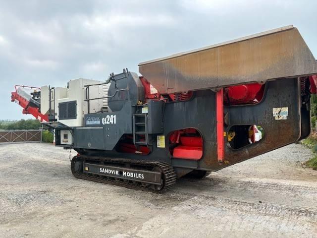 Sandvik QJ 241 Mobilie drupinātāji