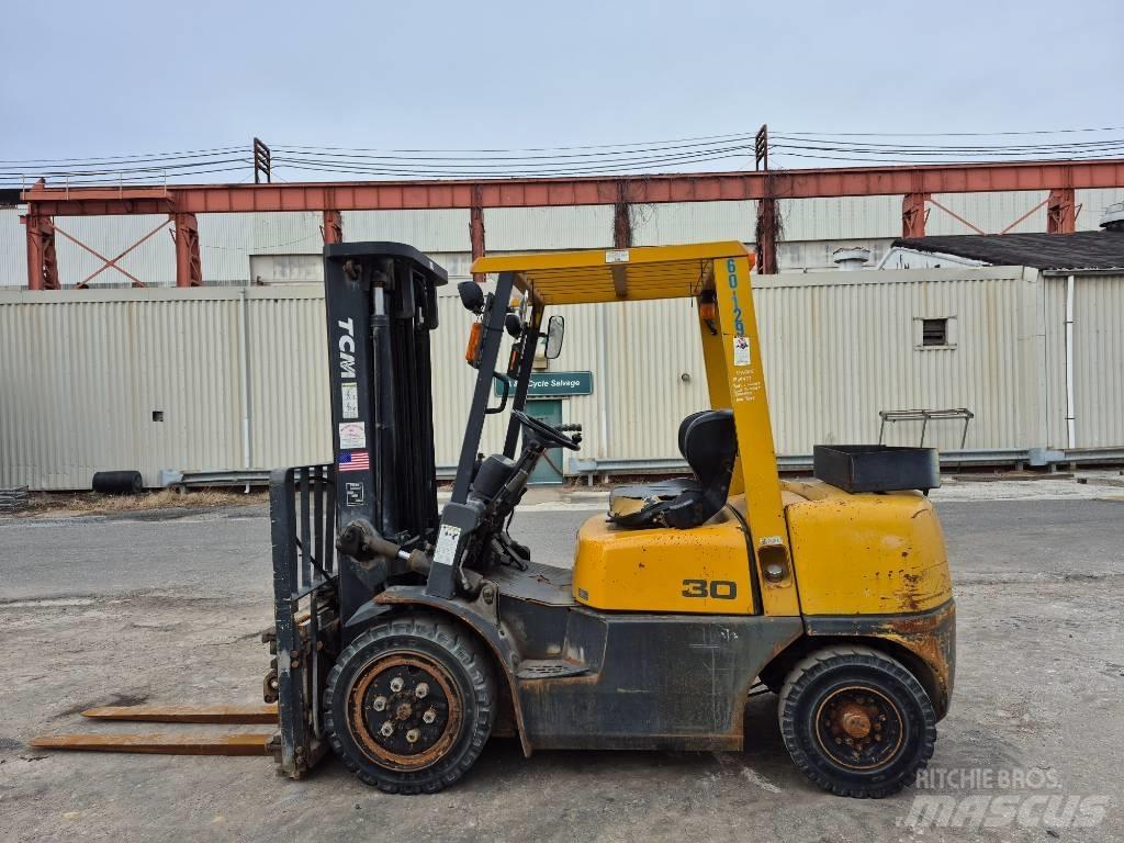 TCM FG 30 N5 T Autokrāvēji - citi