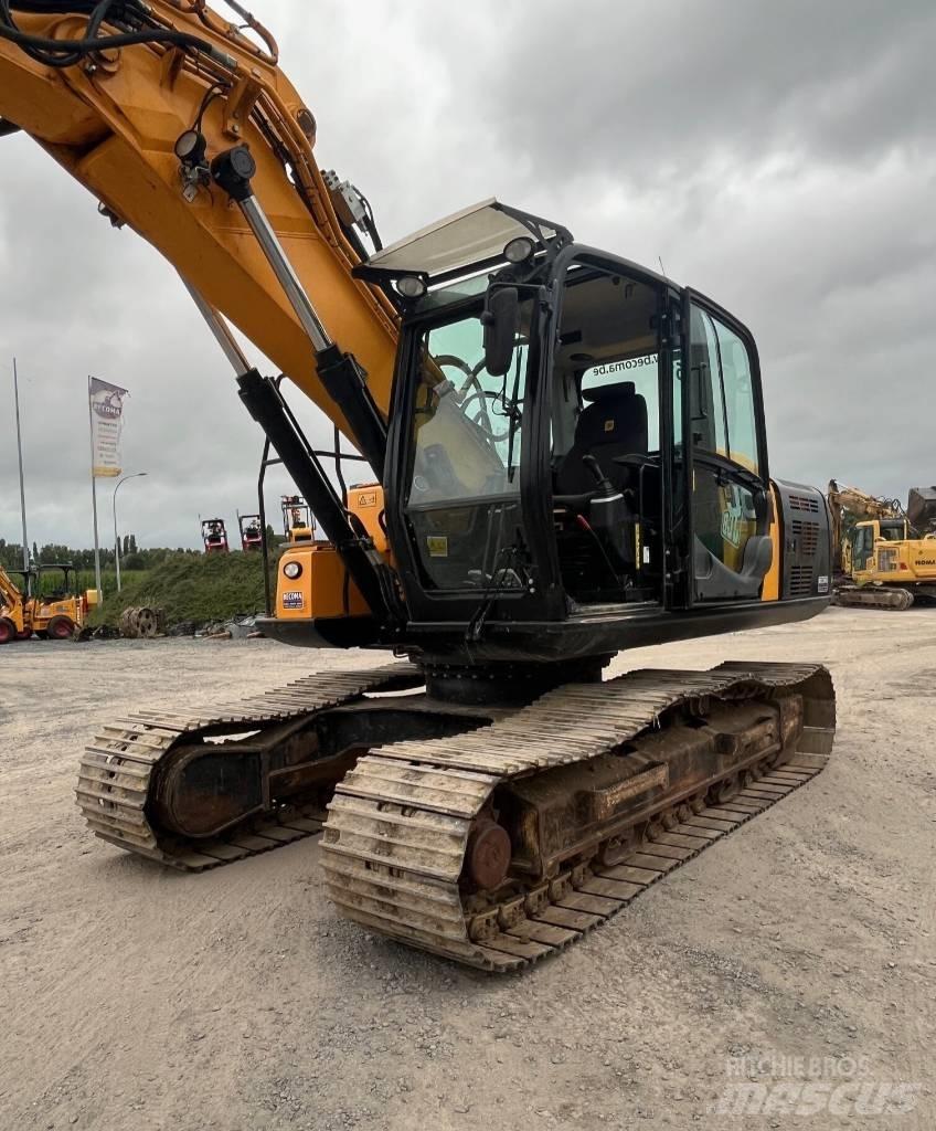JCB JS 220 Kāpurķēžu ekskavatori