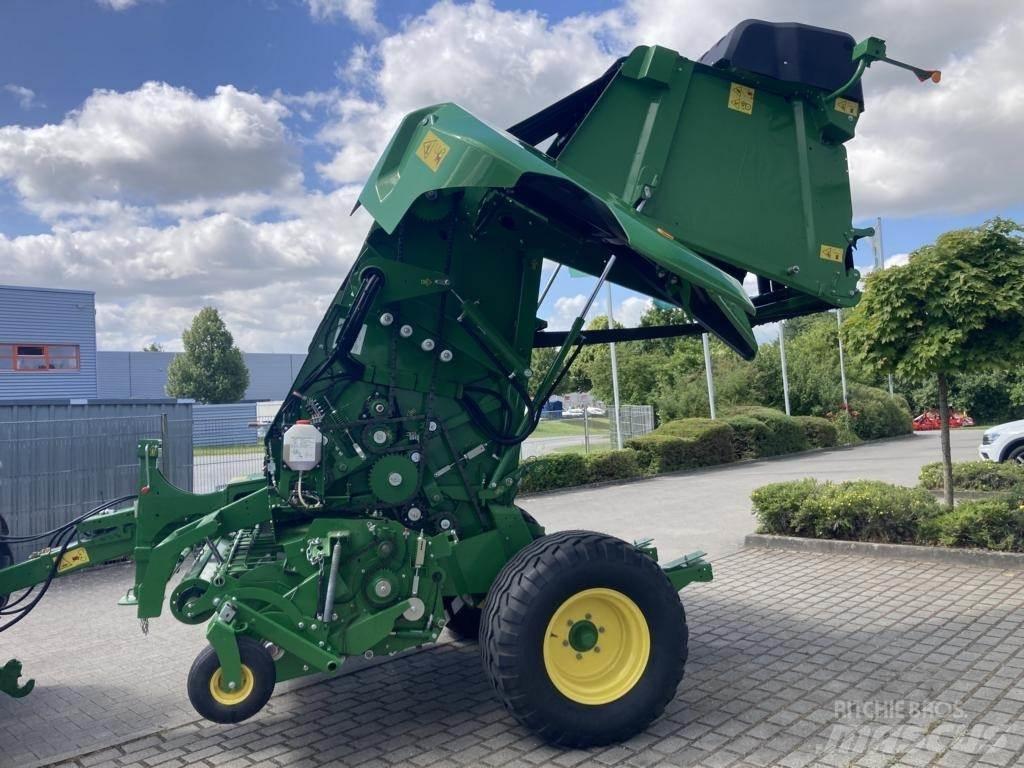 John Deere V461M Rituļu preses