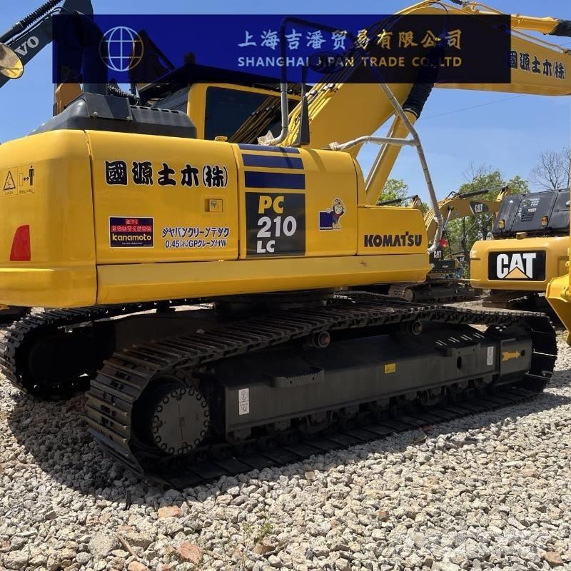 Komatsu PC 210 Kāpurķēžu ekskavatori