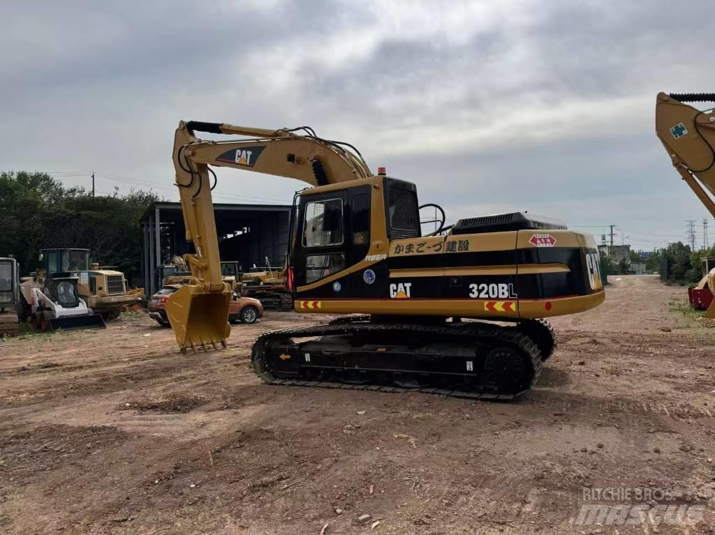CAT 320 B L Kāpurķēžu ekskavatori