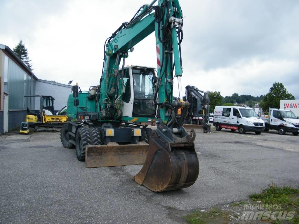 Liebherr A 314 Ekskavatori uz riteņiem
