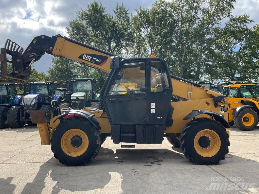 CAT TH 414 Teleskopiskie manipulatori