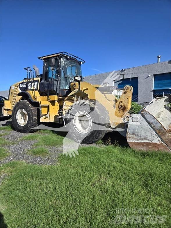 CAT 950K Iekrāvēji uz riteņiem