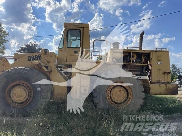 CAT 988B Iekrāvēji uz riteņiem
