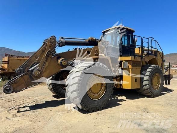 CAT 988H Iekrāvēji uz riteņiem
