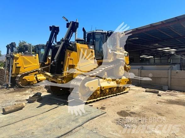 CAT D8T Kāpurķēžu buldozeri