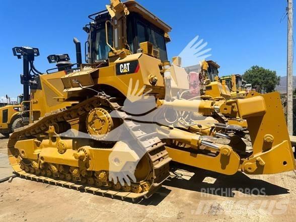 CAT D8T Kāpurķēžu buldozeri