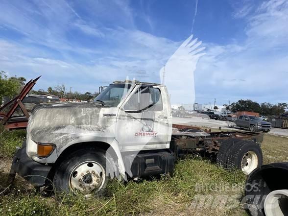 Ford F800 Šasija ar kabīni