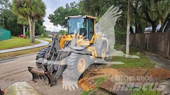 Volvo L70G Iekrāvēji uz riteņiem