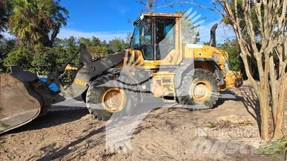 Volvo L70G Iekrāvēji uz riteņiem