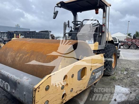 Volvo SD115B Vienvalča grunts veltņi