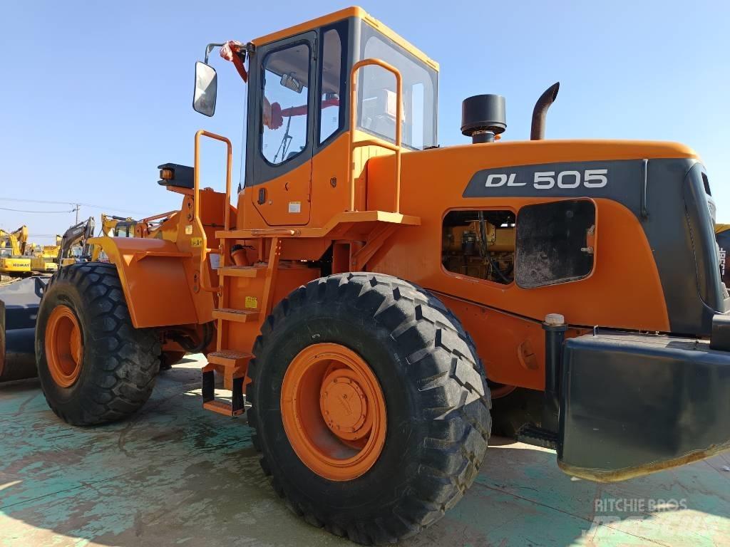 Doosan DL505 Iekrāvēji uz riteņiem