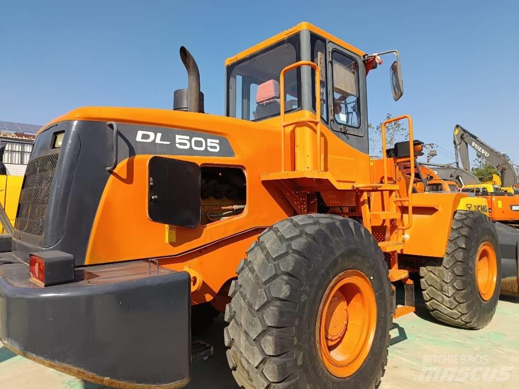 Doosan DL505 Iekrāvēji uz riteņiem