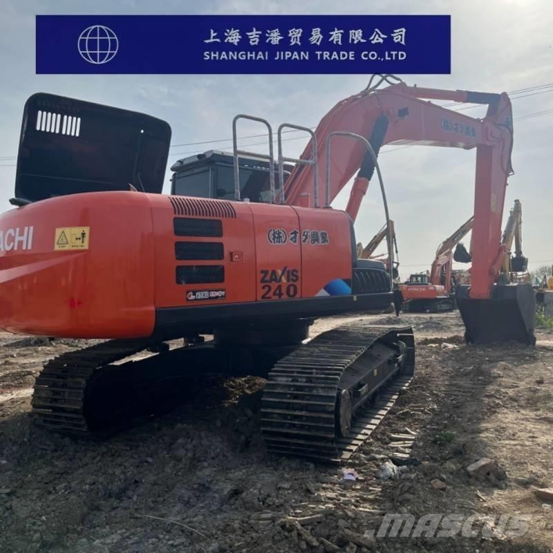 Hitachi ZX 240 Kāpurķēžu ekskavatori