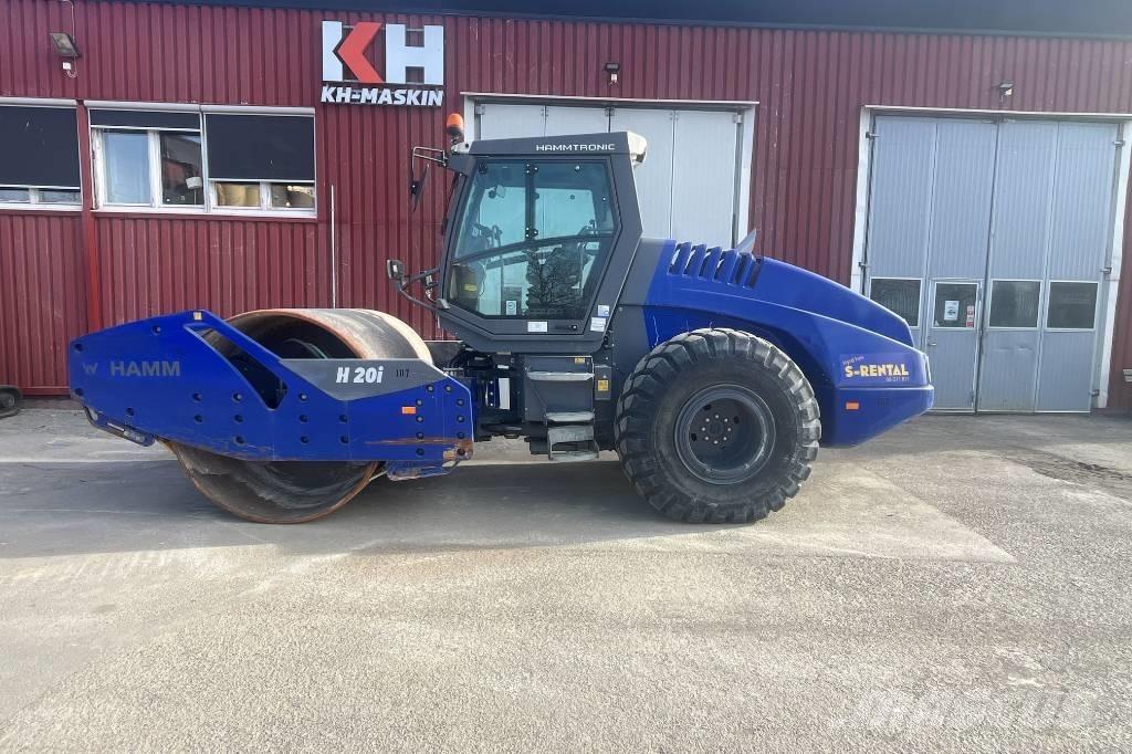 Hamm H20 i Vienvalča grunts veltņi