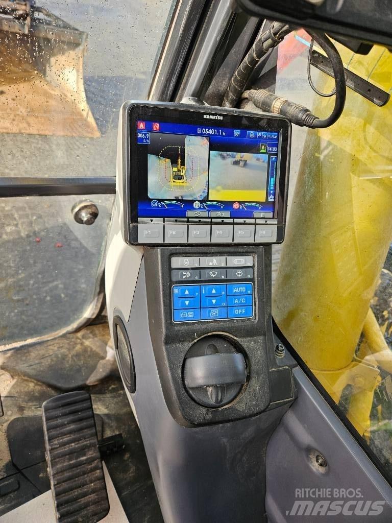 Komatsu PC210LC-11 Kāpurķēžu ekskavatori