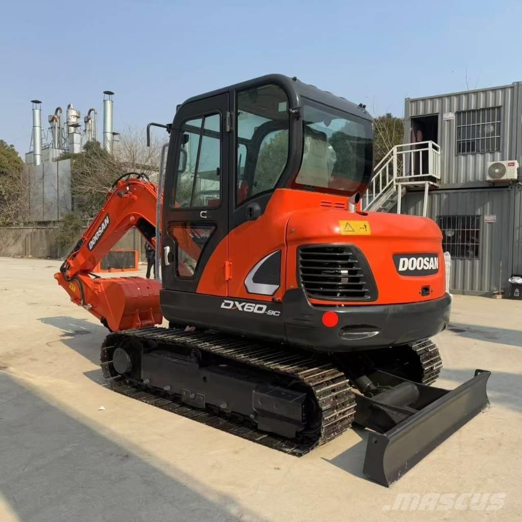 Doosan DX 60-9 C Mini ekskavatori < 7 t