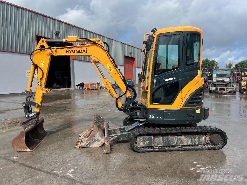 Hyundai R30 Z-9AK Mini ekskavatori < 7 t