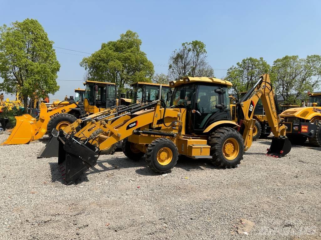 CAT 420F Ekskavatori-iekrāvēji