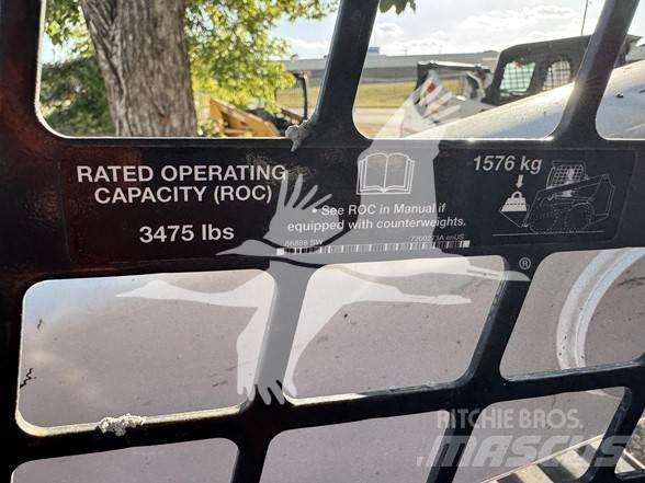 Bobcat T770 Lietoti riteņu kompaktiekrāvēji
