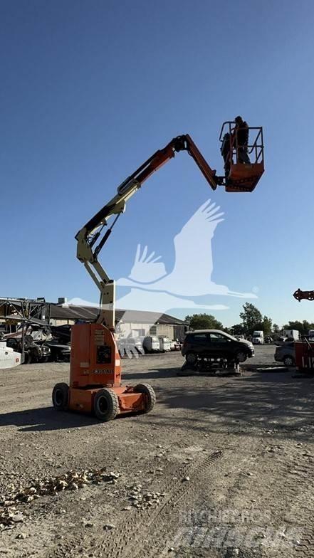 JLG E300AJP Strēles pacēlāji