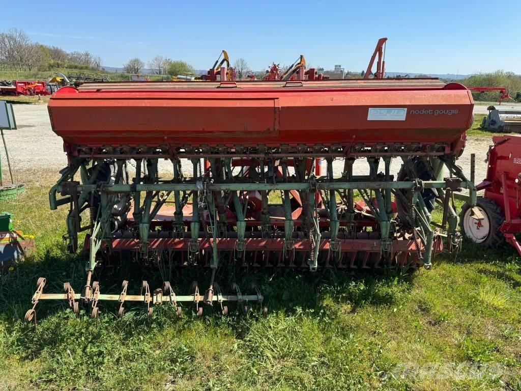 Kuhn NODET + HRB301 Kombinētās sējmašīnas