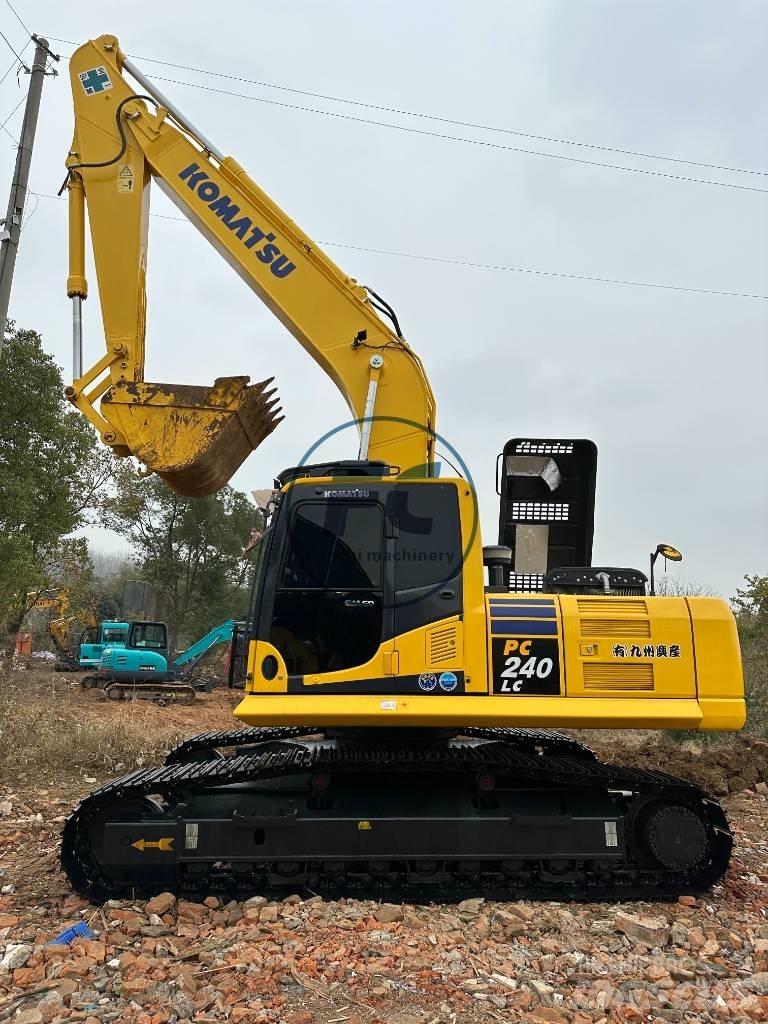 Komatsu PC 240-8 Kāpurķēžu ekskavatori
