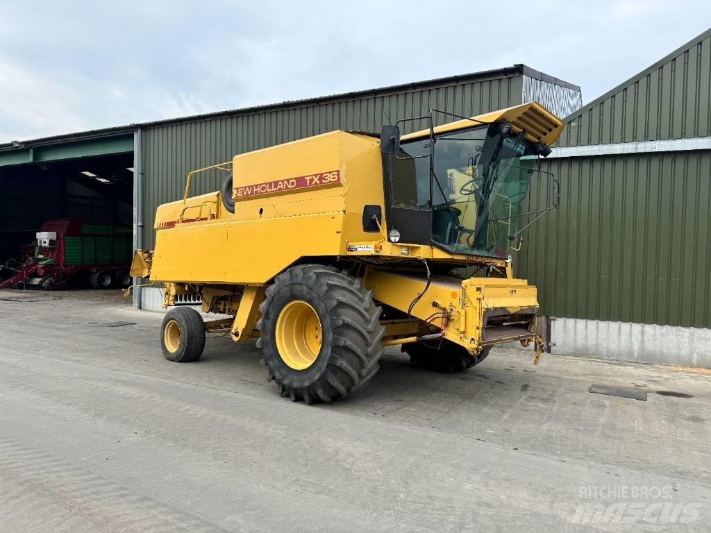 New Holland TX 36 Ražas novākšanas kombaini