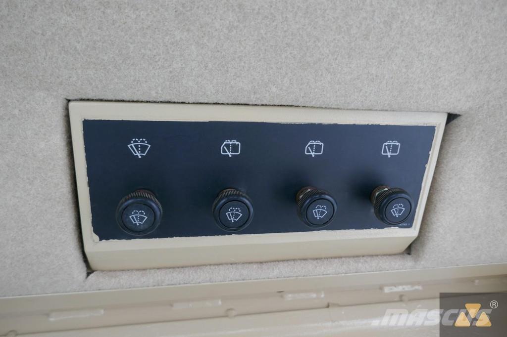 CAT D9R Ex-army Kāpurķēžu buldozeri