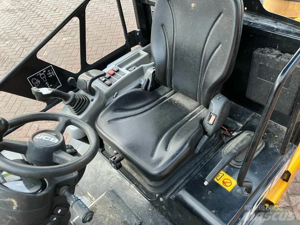 JCB 403 PLUS Mini iekrāvēji