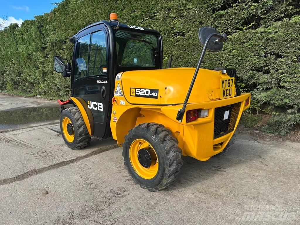 JCB 520-40 Teleskopiskie manipulatori