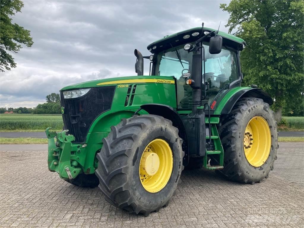 John Deere 7230R Traktori