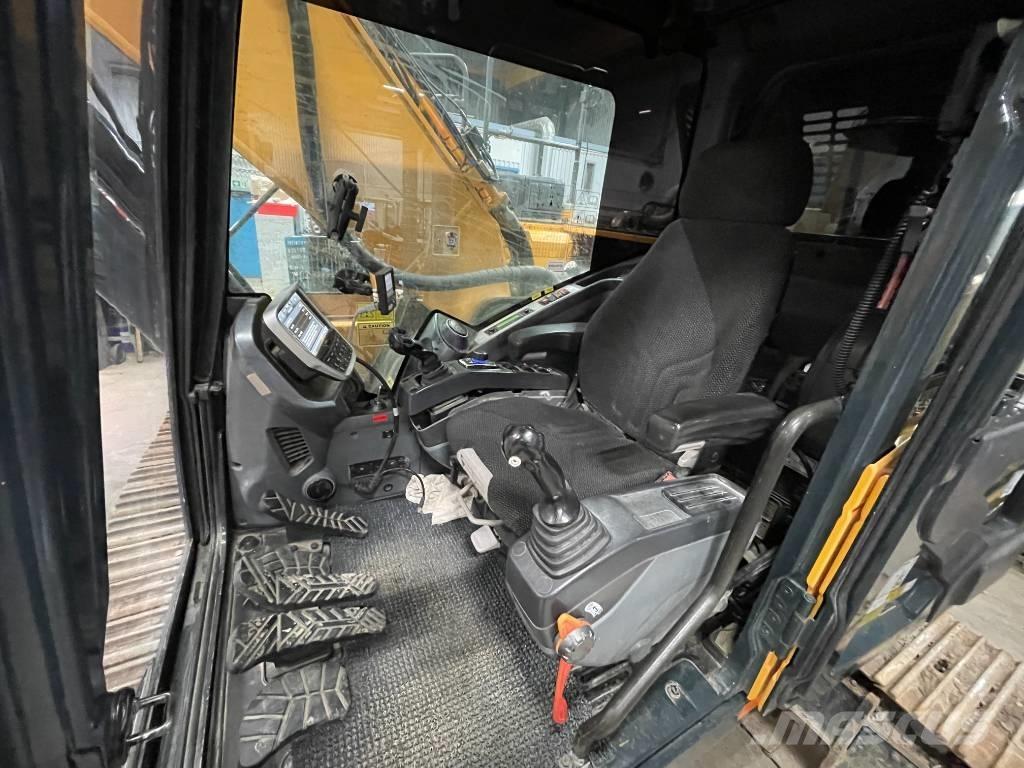 Hyundai HX 260 L Kāpurķēžu ekskavatori