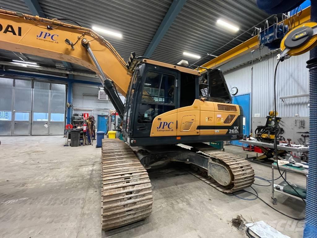 Hyundai HX 260 L Kāpurķēžu ekskavatori