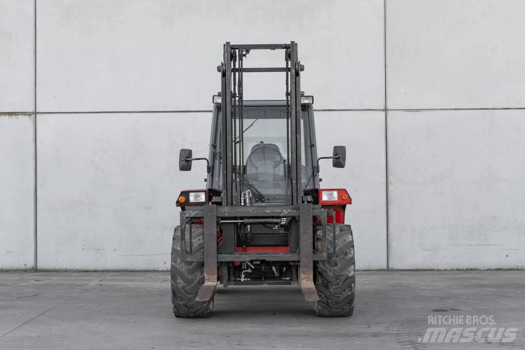 Manitou M 30-4 Tehnika ar dīzeļa dzinēju