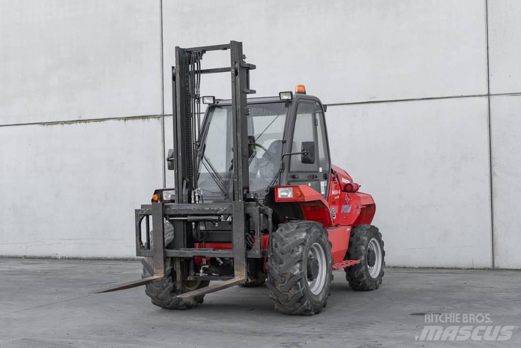 Manitou M 30-4 Tehnika ar dīzeļa dzinēju