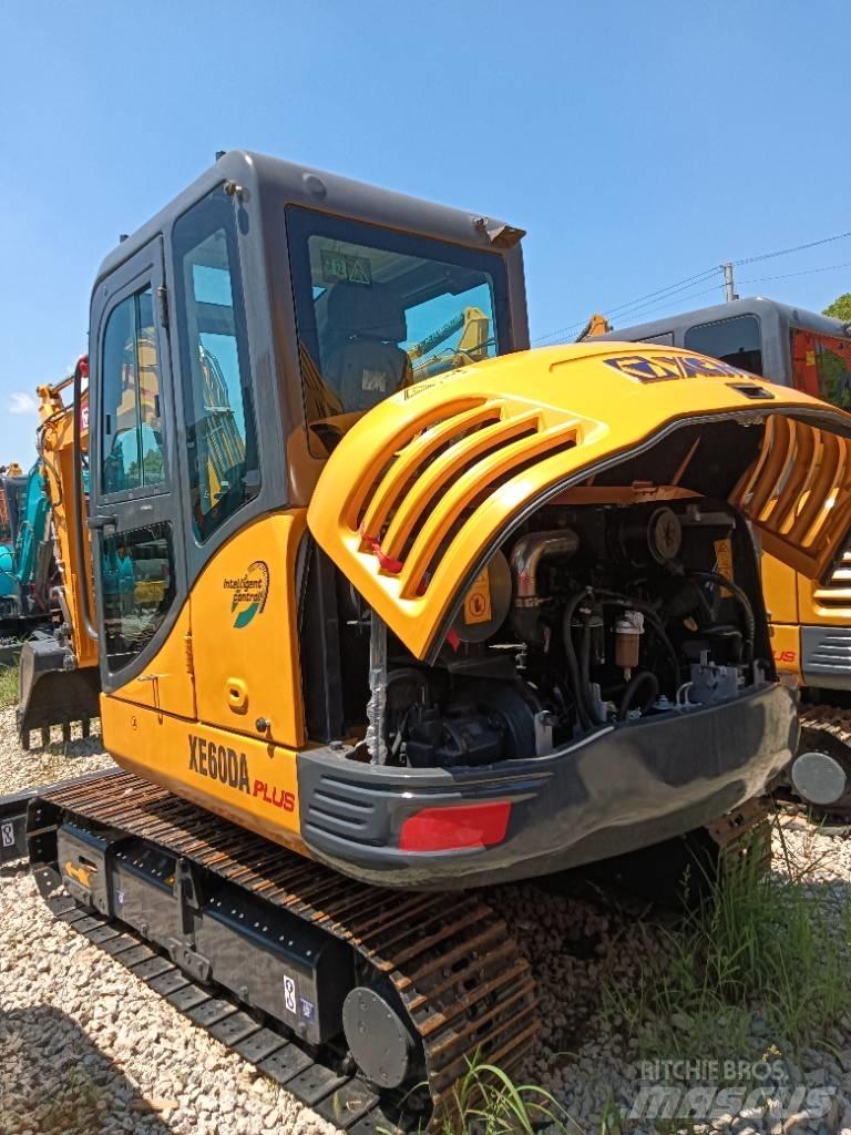 XCMG XE 60 DA Mini ekskavatori < 7 t