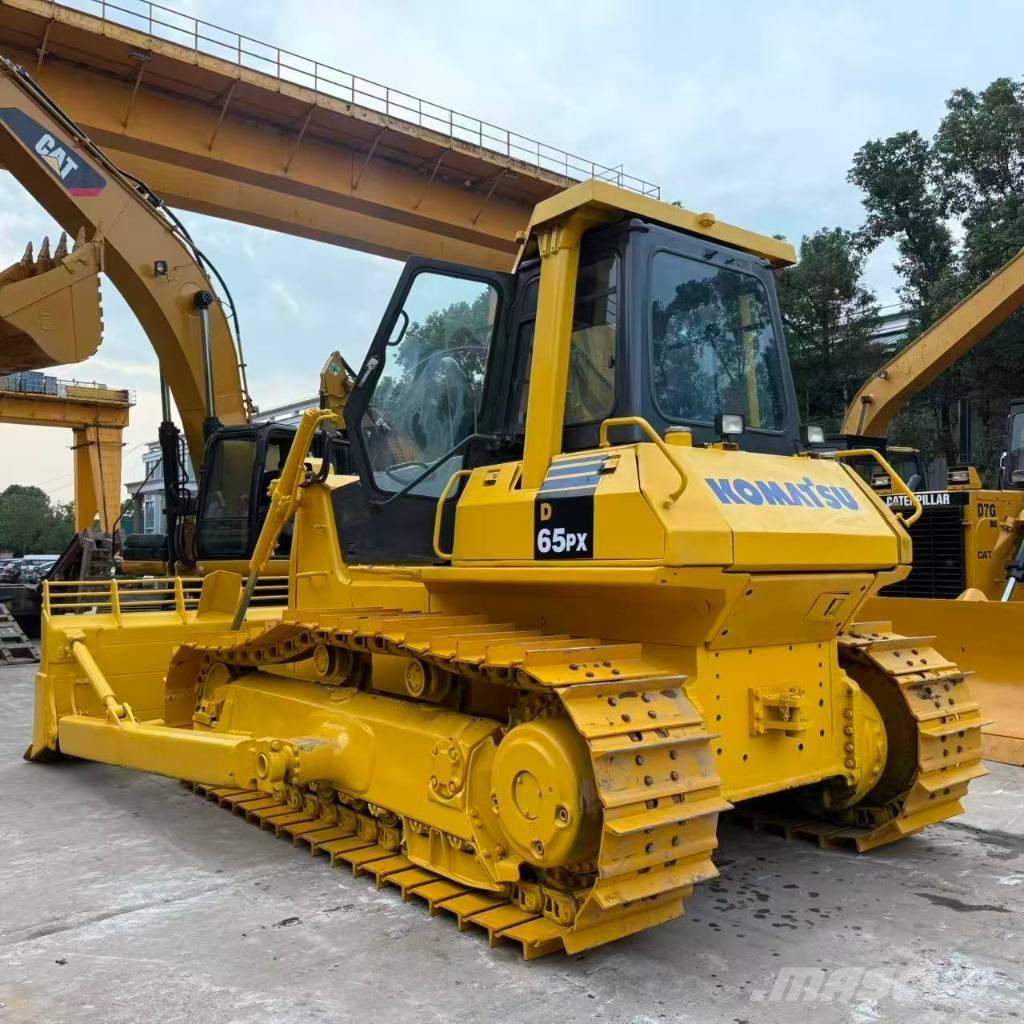 Komatsu D 65 PX-12E Kāpurķēžu buldozeri