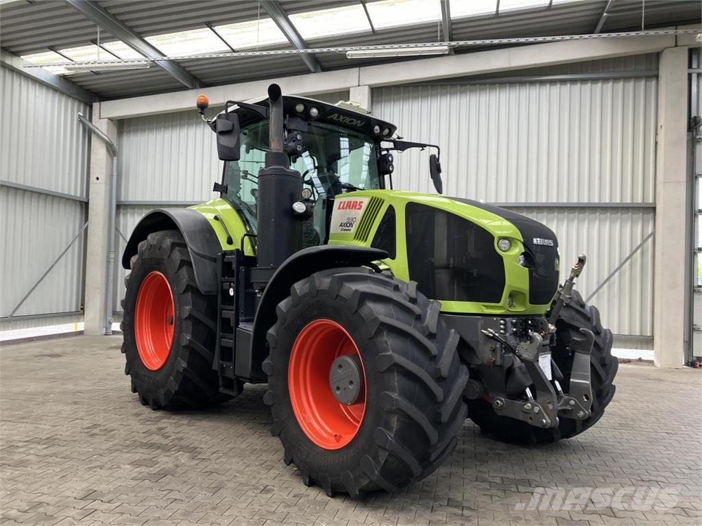 CLAAS Axion 930 Traktori