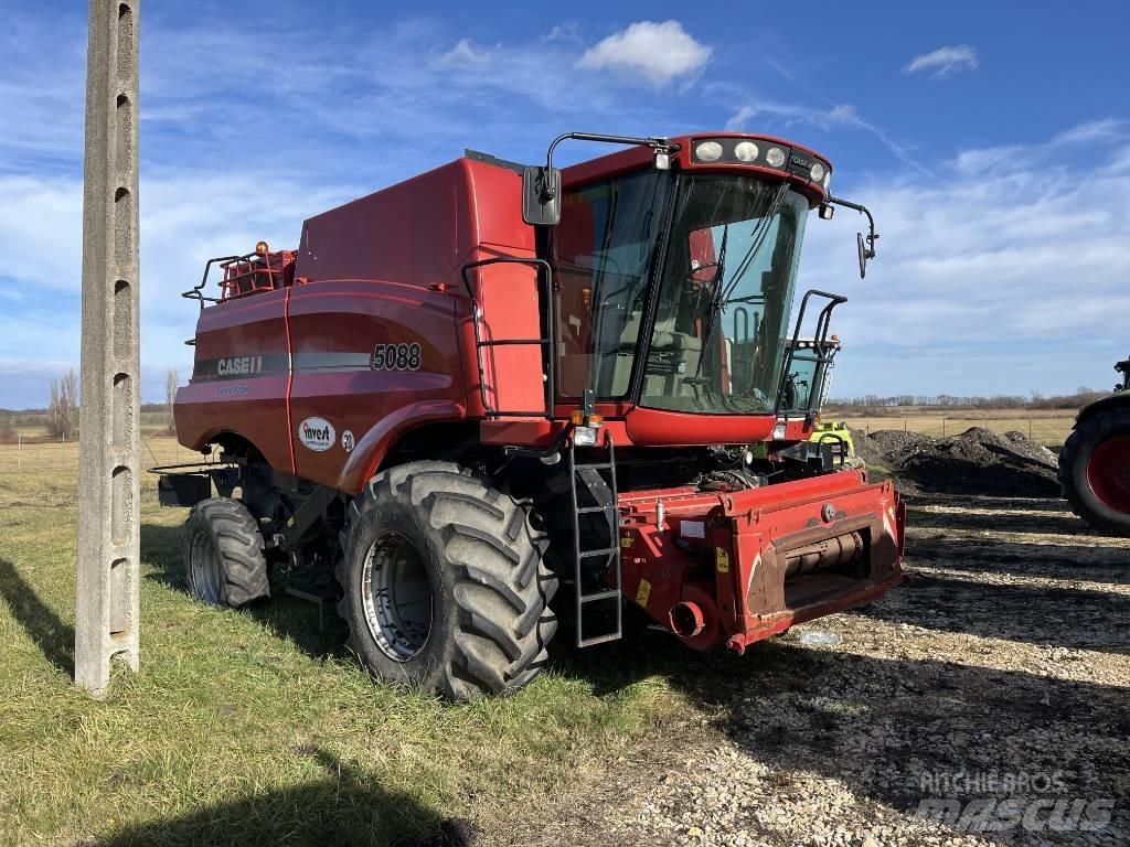 Case IH AF5088 Ražas novākšanas kombaini