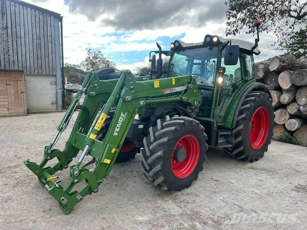 Fendt 211 Vario Traktori