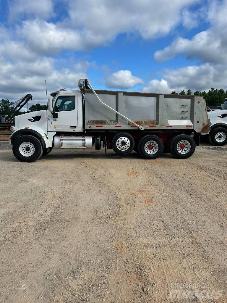 Peterbilt Dump truck Pašizgāzējs