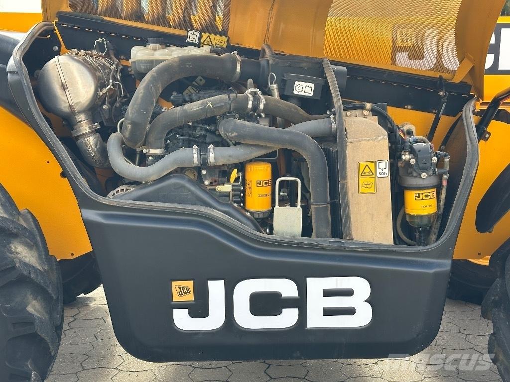JCB 531-70 Teleskopiskie manipulatori