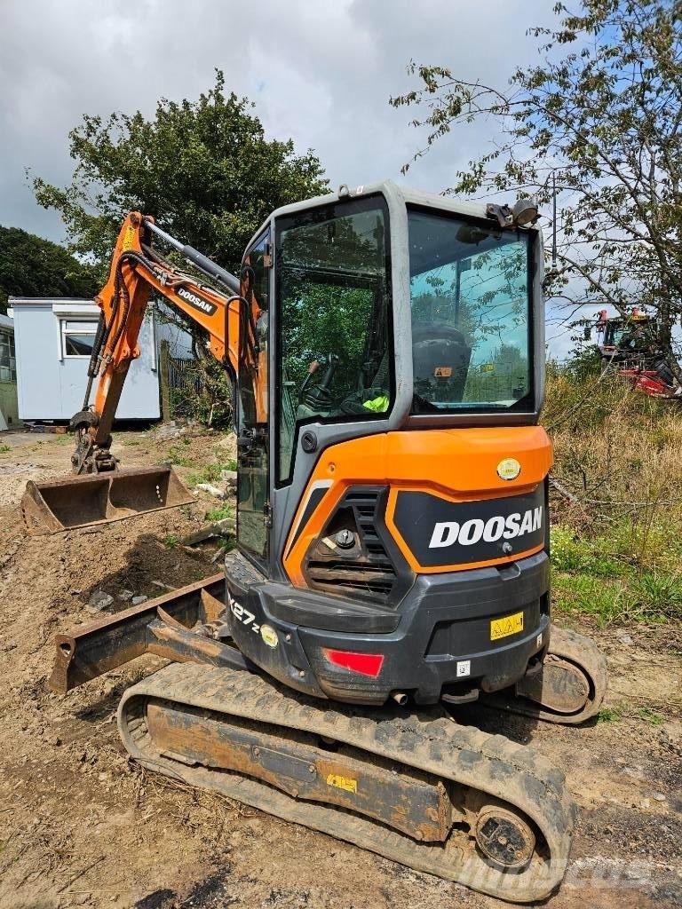 Doosan DX 27 Z Mini ekskavatori < 7 t